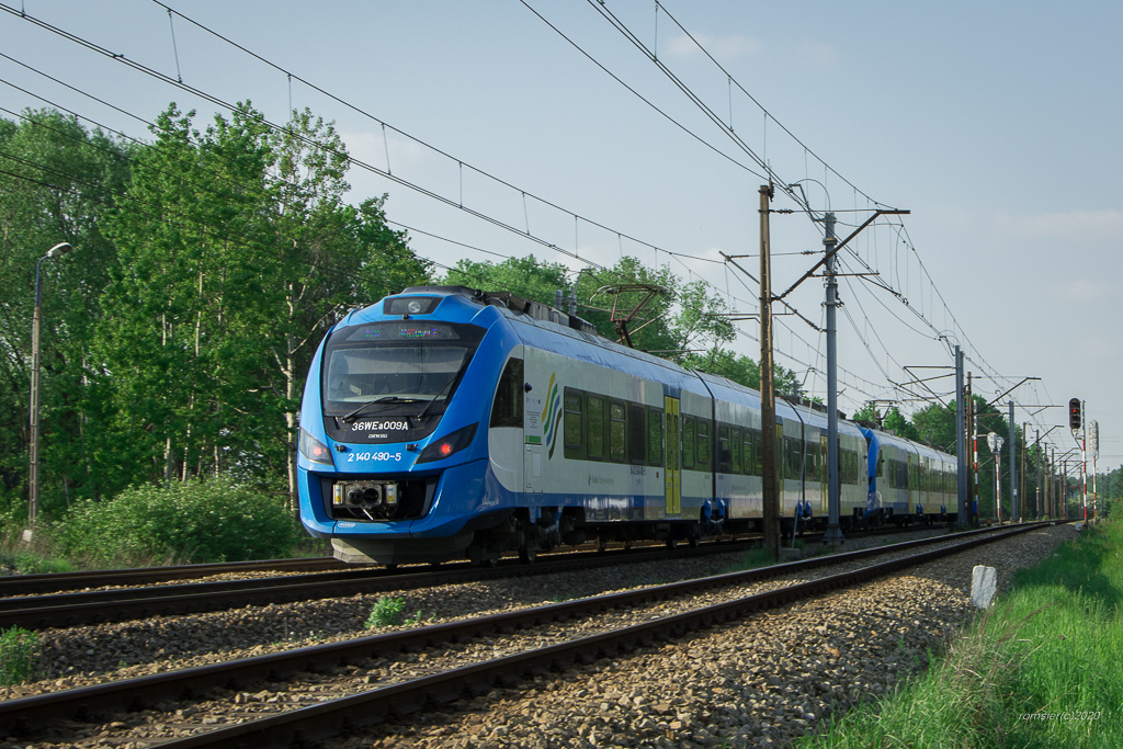 36WEa009 mit 36WEa008 bei Tychy (Tichau) am 04.05.2018.