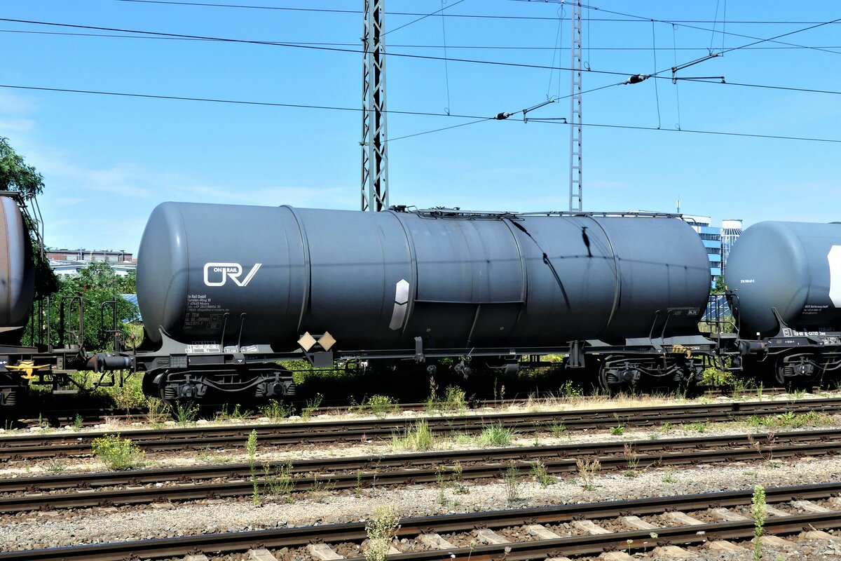 37 84 7843 977-1 NL-ORWU - Zans - Bahnhof Bitterfeld - 31.07.2020