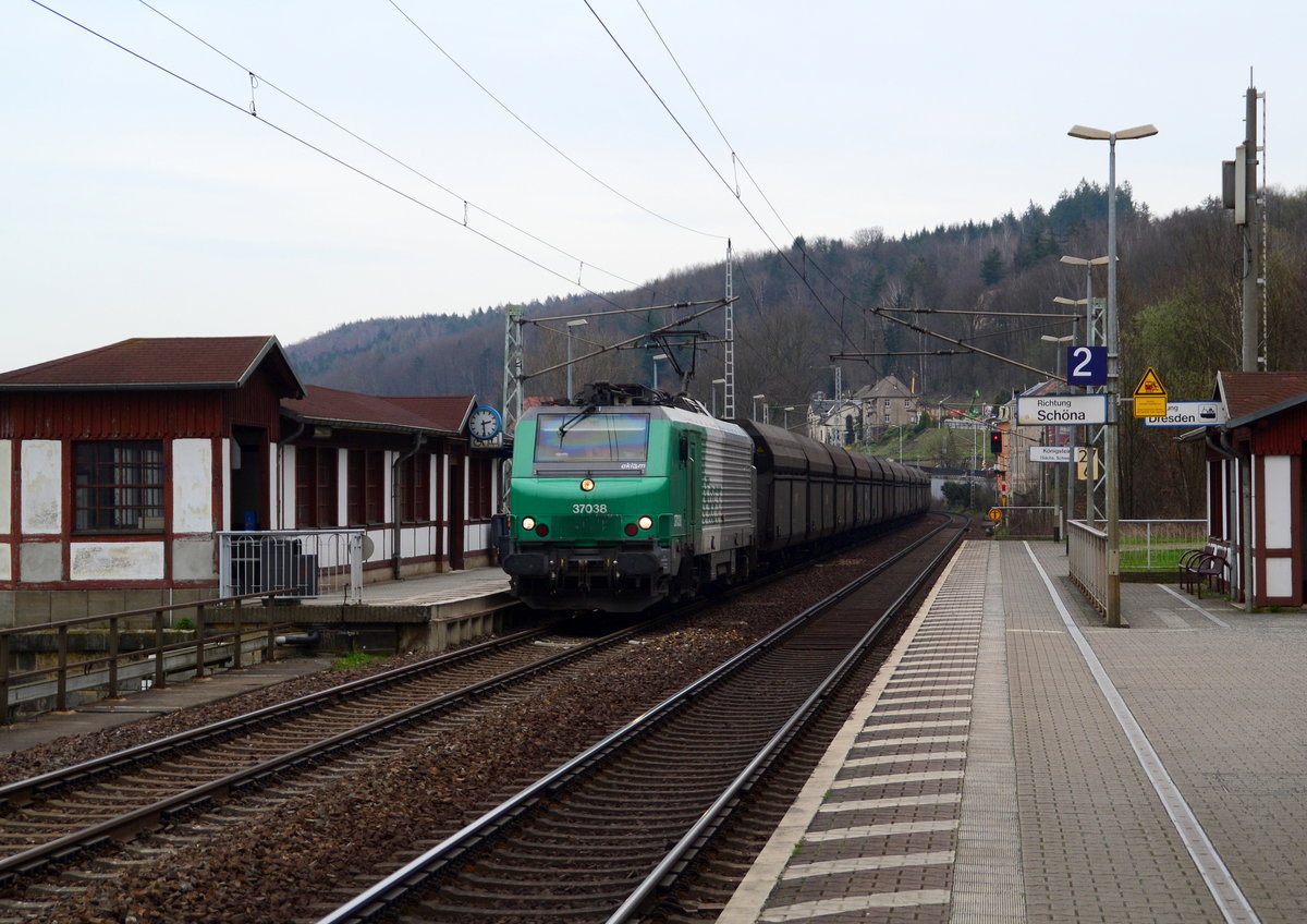 370038 mit DGS 45380 Decin hl.n.nak.n - Ehrang Nord am 04.04.2016 in Königstein