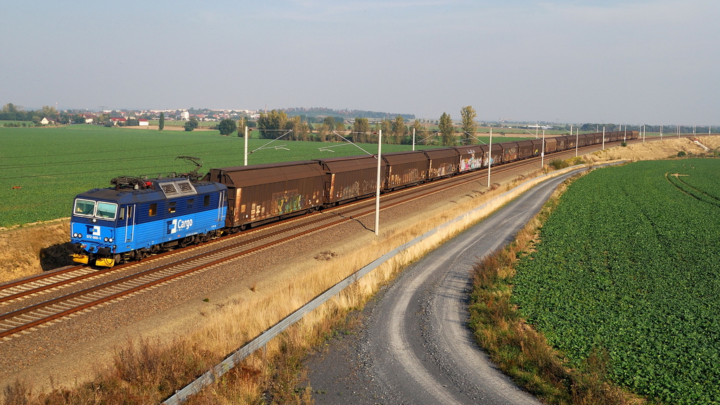 372 009 (CD Cargo) mit Güterzug bei Priestewitz (08.10.2013)