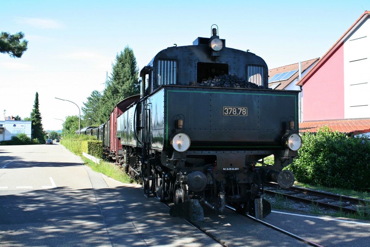 378.78 beim Umsetzen zum Pz6 nach Kandern am Abend des 11.08.13 in Haltingen.