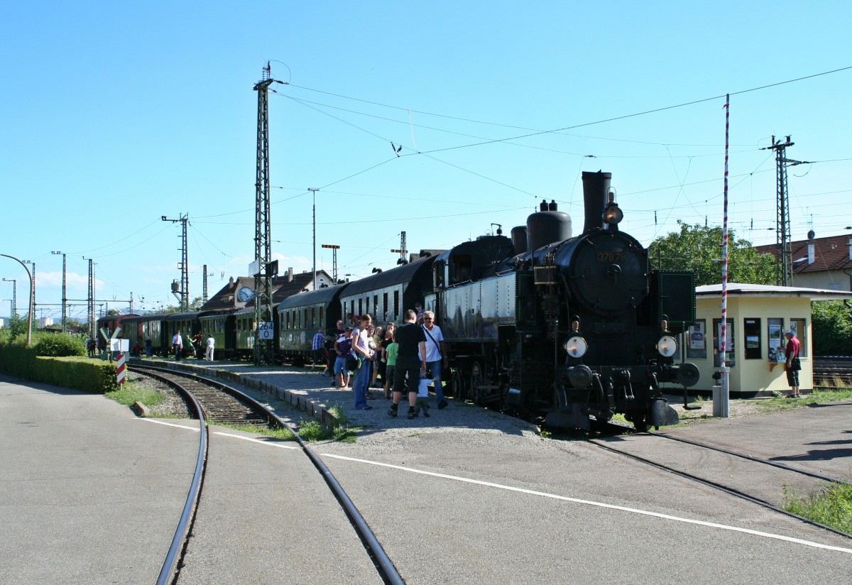 378.78 mit dem Pz6 nach Kandern am Abend des 11.08.13 abfahrbereit in Haltingen.