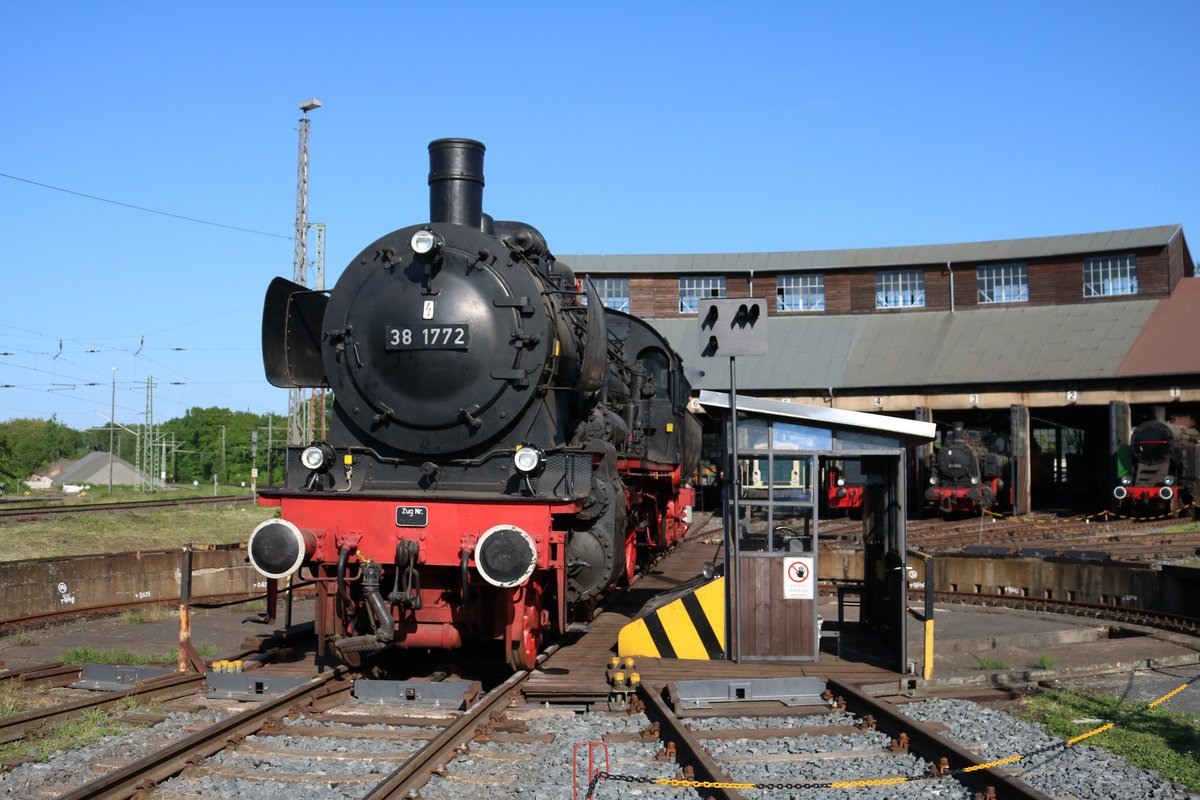 38 1772 beim Lokschuppenfest in Hanau am 05.05.18. Leider ist die Maschine nicht betriebsfähig