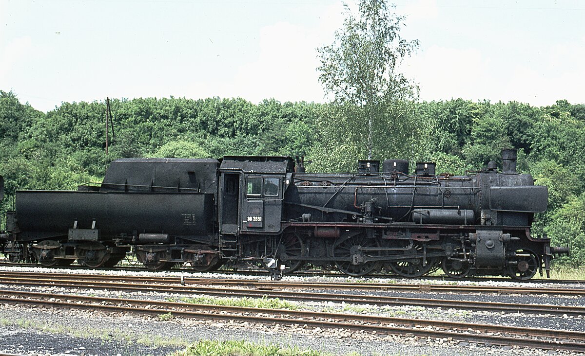 38 3551  ausgemustert abgestellt
