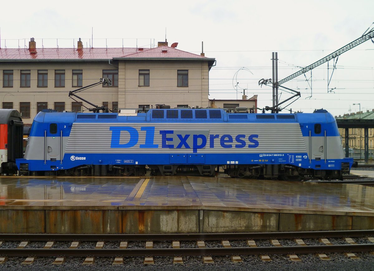 380 013-3 zu sehen am 01.06.13 in Praha hl.n.