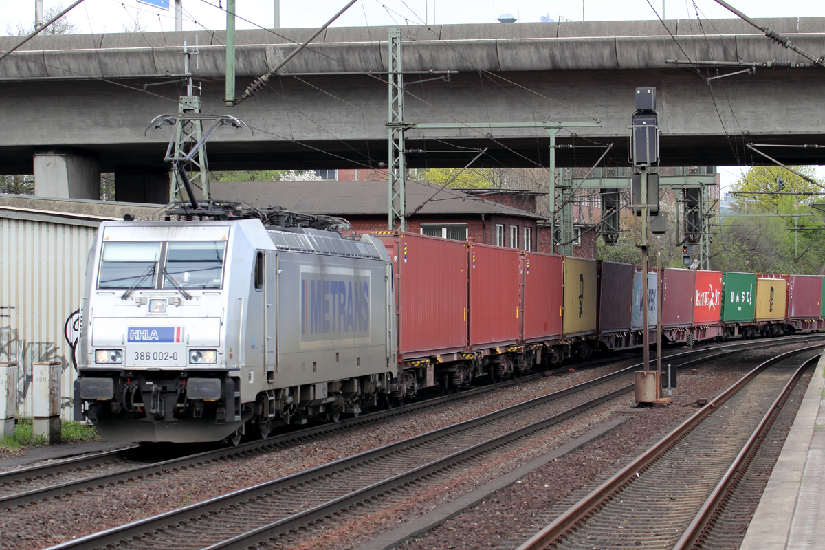 386 002-0 durchfährt Hamburg-Harburg 20.4.2016