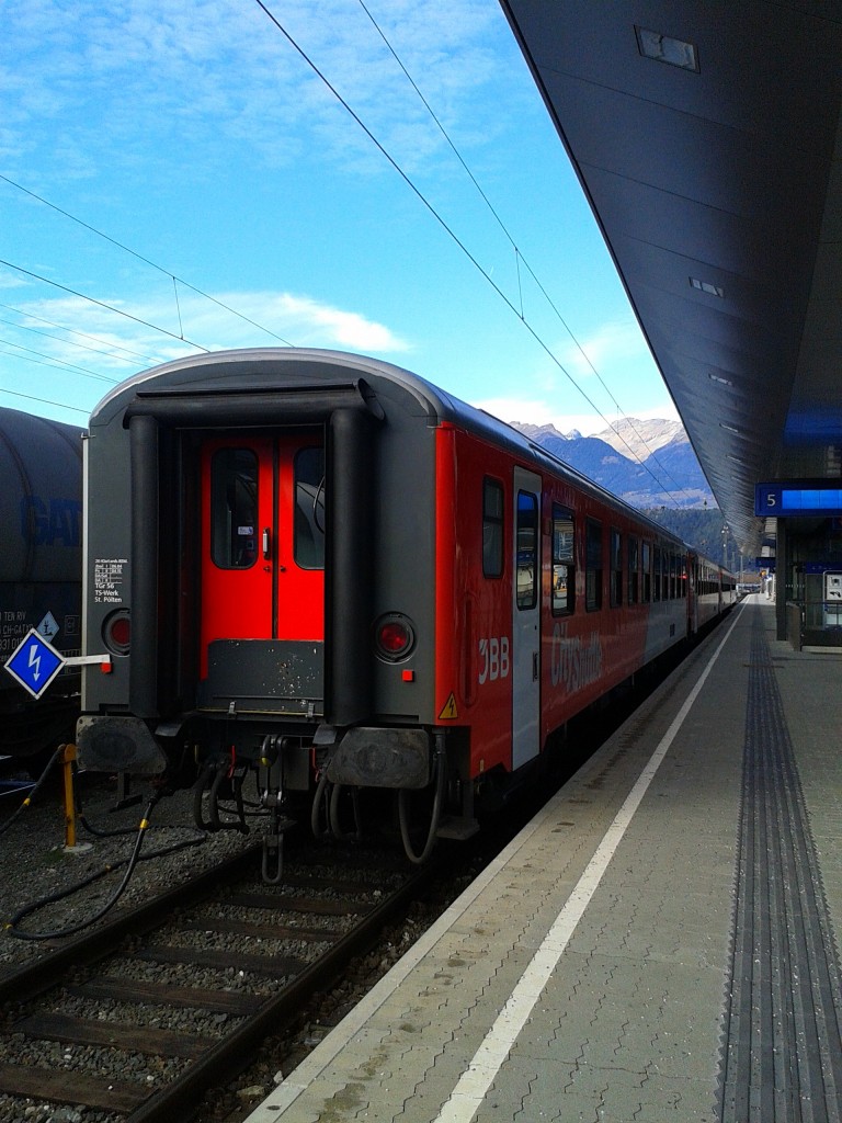 4-teilige CiyShuttle-Garnitur am 8.12.2015 im Bahnhof Spittal-Millstättersee.