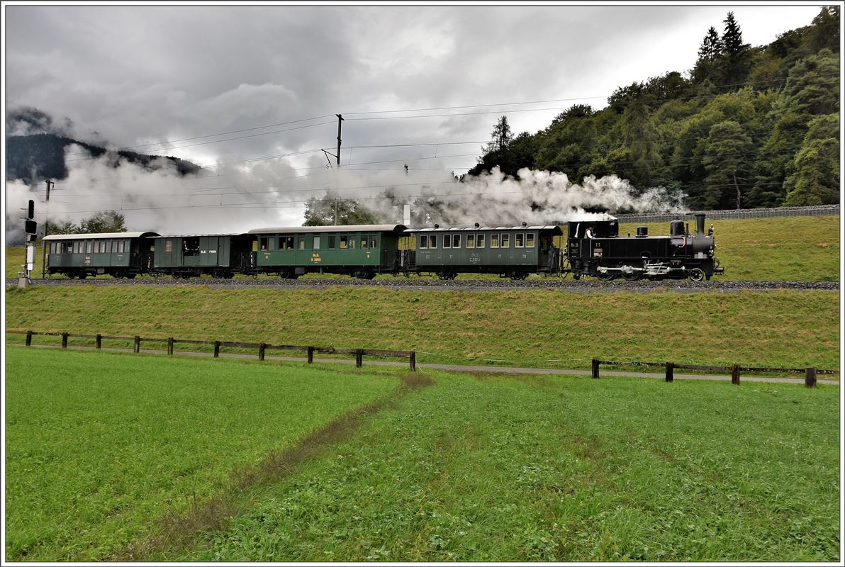 40 Jahr Jubiläum Dampffreunde RhB. 2.Dampfextrazug mit G 3/4 11  Heidi  bei Reichenau-Tamins. (16.09.2017)