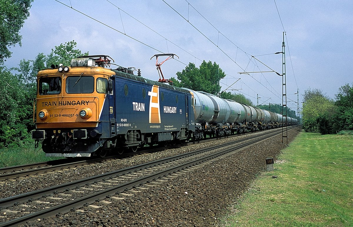 400 087  bei Komarom  02.05.17