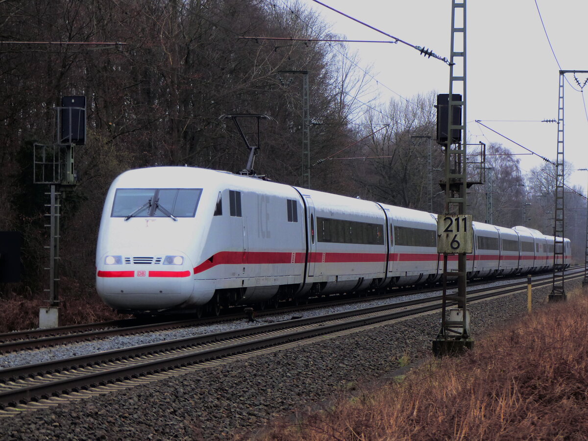 401 002 (JEVER) als ICE 1103 Norddeich=Mole - Stuttgart in Rheine=Bentlage, 15.01.2022