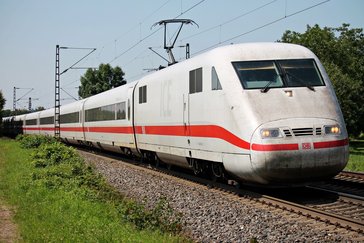 401 004-7  Mühldorf a. Inn  am 01.08.2014 bei Kollmarsreute in Richtung Süden.