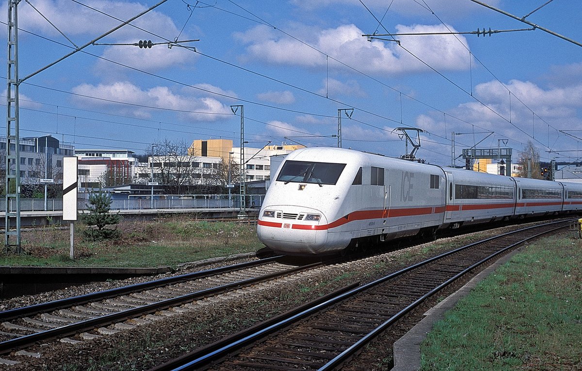 401 051  Stg. - Feuerbach  08.04.01









