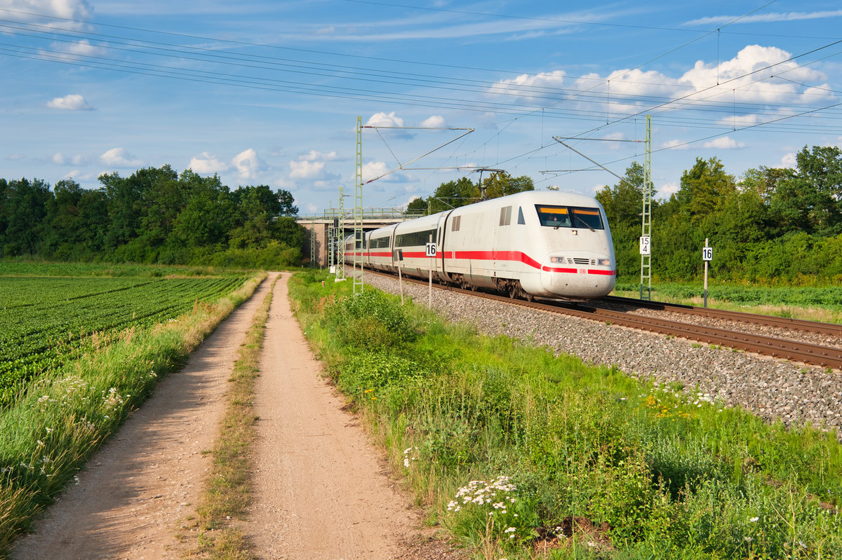 401 056 als ICE 709 (Hamburg-Altona - München Hbf) bei Vach, 21.07.2019
