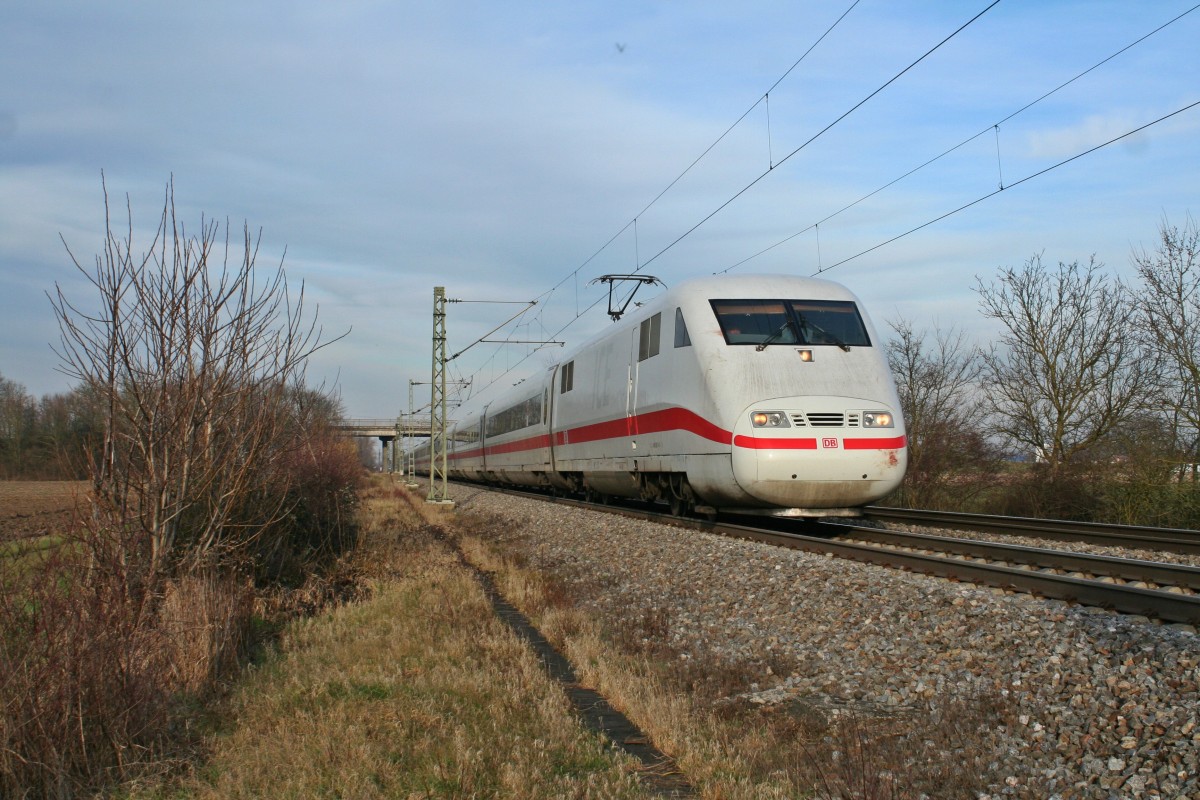 401 067-4 als ICE 279 von Berlin Ostbahnhof nach Basel SBB am frhen Nachmittag des 18.01.14 sdlich von Buggingen.