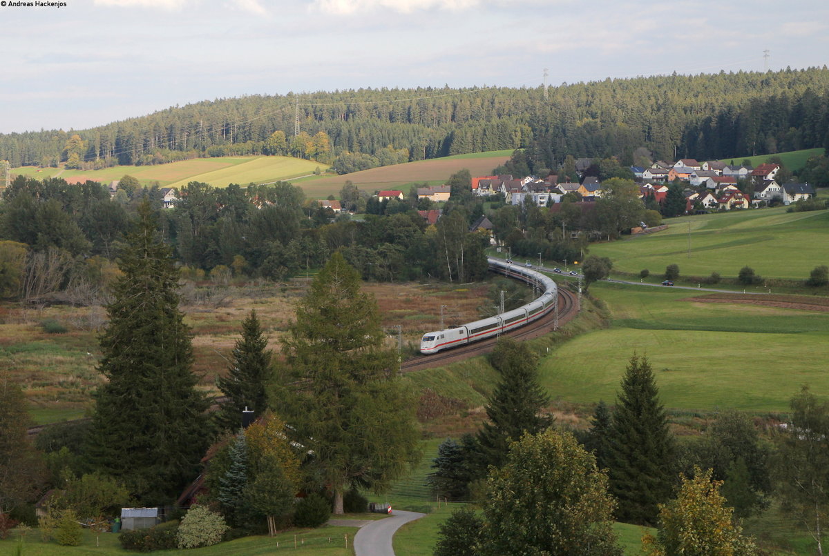 401 077-3  Rendsburg  als LPFT-A 77731 (Stuttgart Hbf-Basel Bad Bf) bei St.Georgen 20.9.17