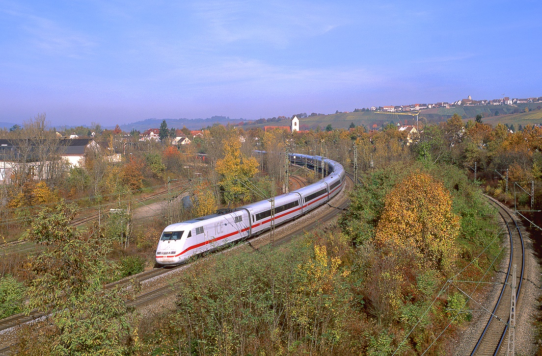 401 083, Haltingen, ICE373, 01.11.2009.