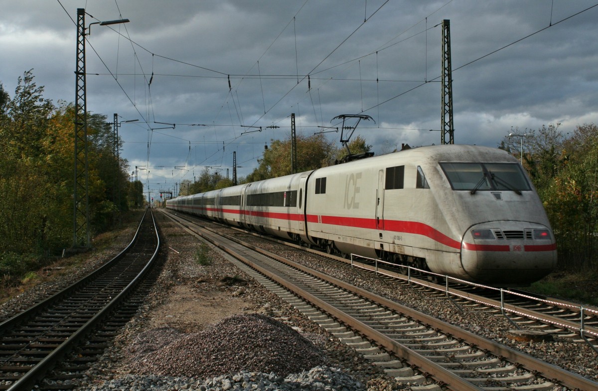 401 088-0 als ICE 296 von Interlaken Ost nach Berlin Gesundbrunnen am Nachmittag des 02.11.13 im Bahnhof Emmendingen.