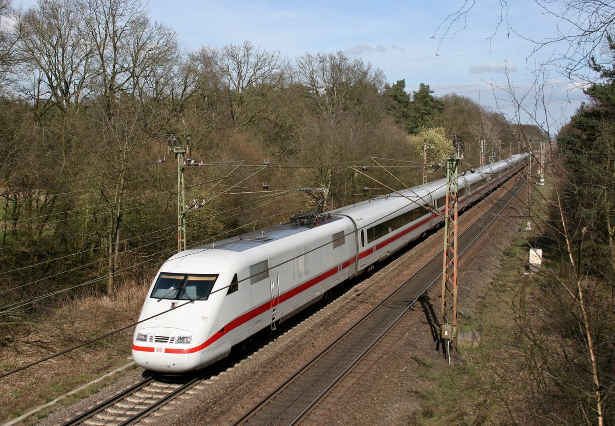 401 089 als ICE 1279 (Hamburg-Altona–Z�rich HB) am 26.03.2017 in Klein S�stedt