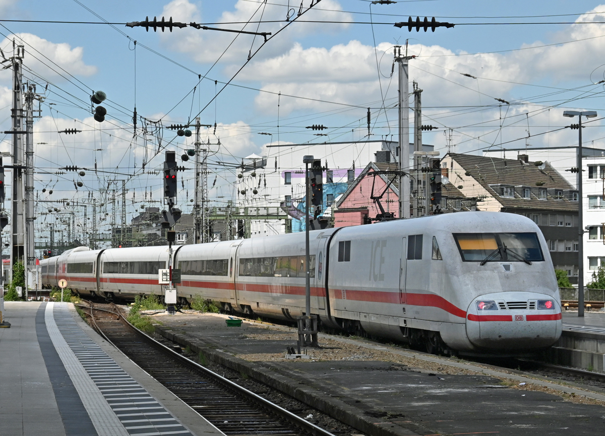 401 506-3 ICE - Ausfahrt Hbf Köln - 04.07.2022