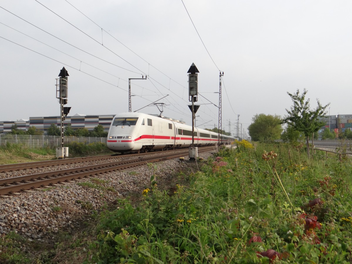 401 571 zu sehen am 04.09.14 in Gersthofen.