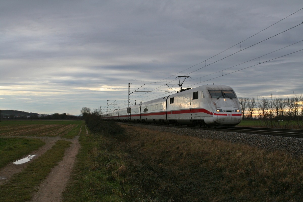 401 578-0 als ICE 276 von Interlaken Ost nach Berlin Ostbahnhof am Nachmittag des 06.01.14 bei Hgelheim.