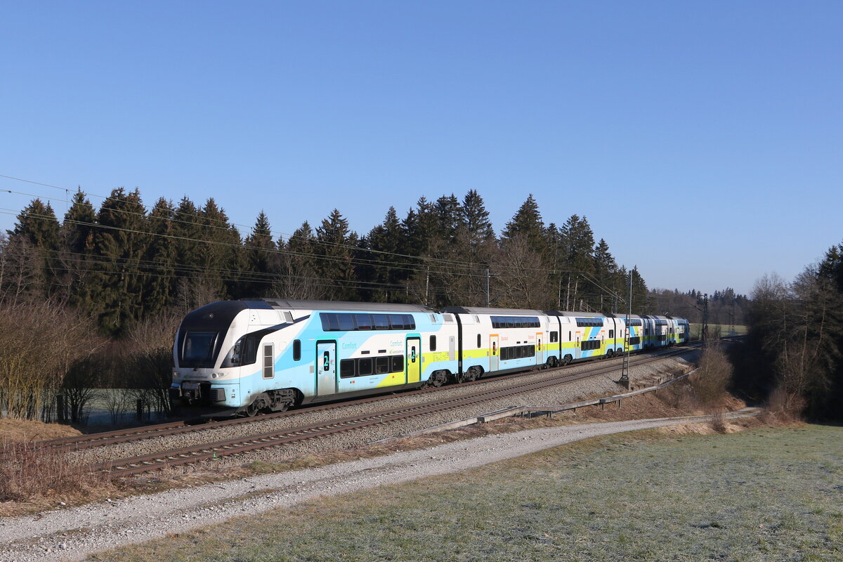 4010 020 aus Wien kommend am 8. Februar 023 bei Sossau im Chiemgau.