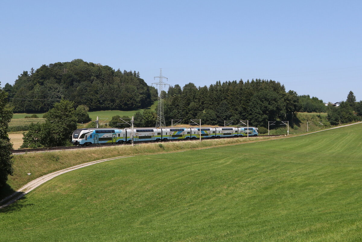 4010 023 aus Wien kommend am 19. August 2025 bei Vachendorf im Chiemgau.