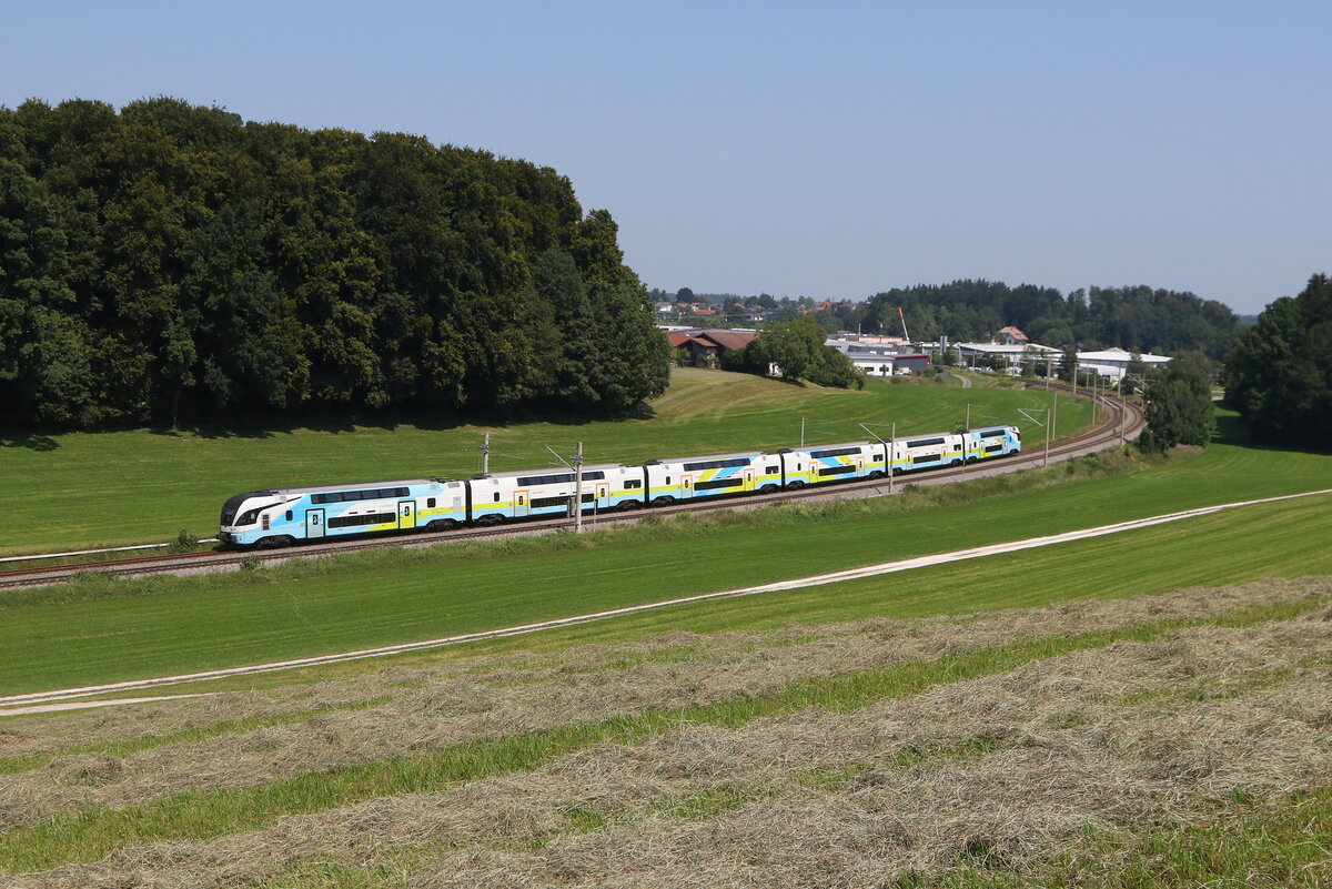 4010 031 aus Wien kommend am 12. August 2025 bei Axdorf im Chiemgau.