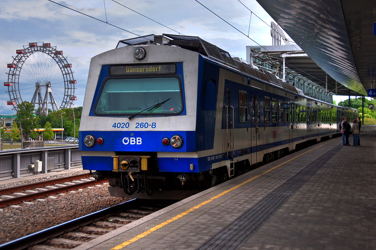 4020 260 in Wien Praterstern mit Riesenrad. Die Aufnahme entstand am 18.05.2014.