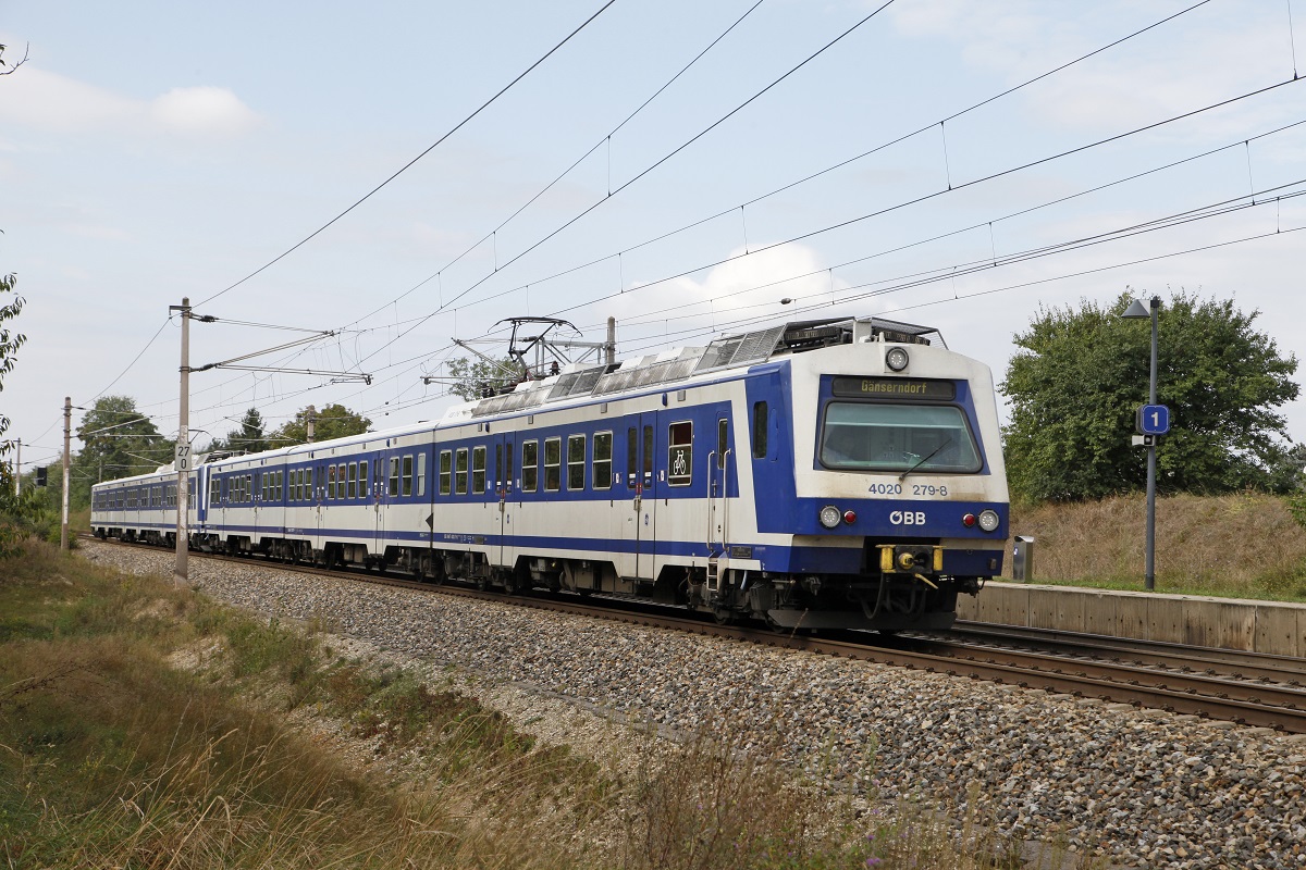 4020 279 + 4020... bei Silberwald am 21.09.2016.