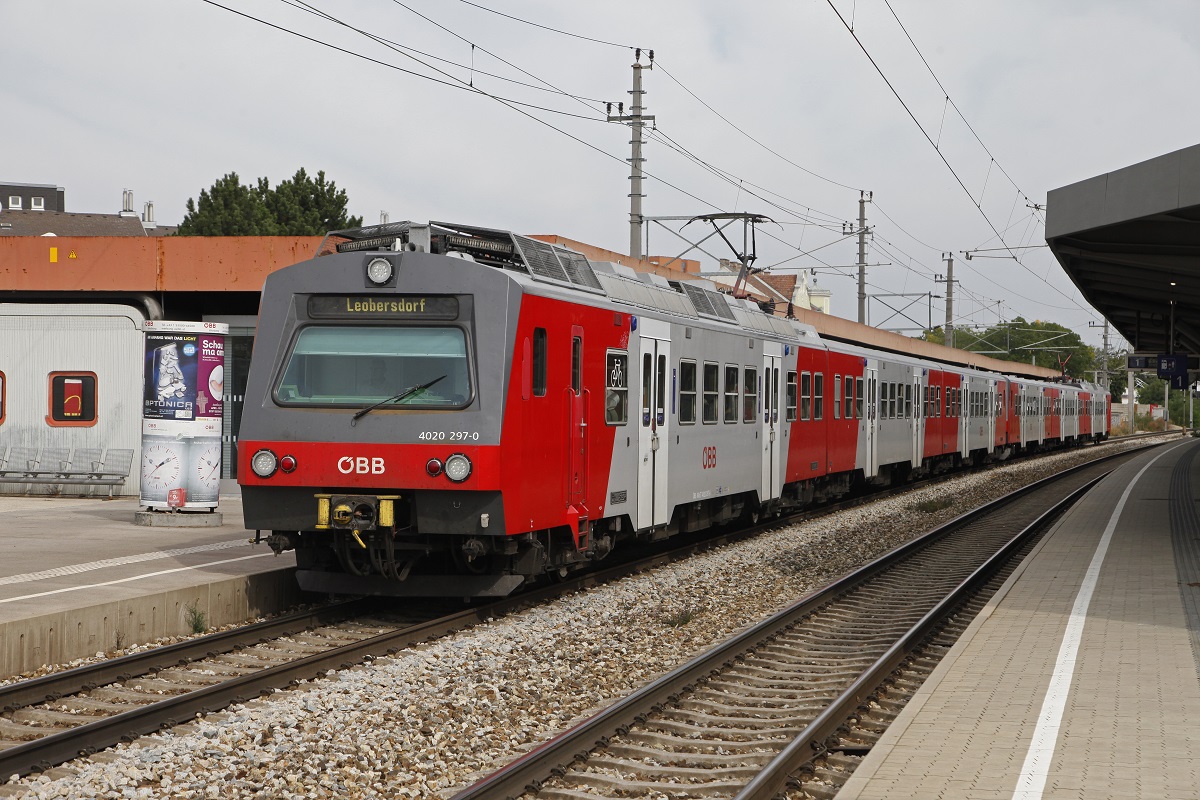 4020 297 als Schnellbahnzug in Wien Atzgersdorf am 28.09.2016.