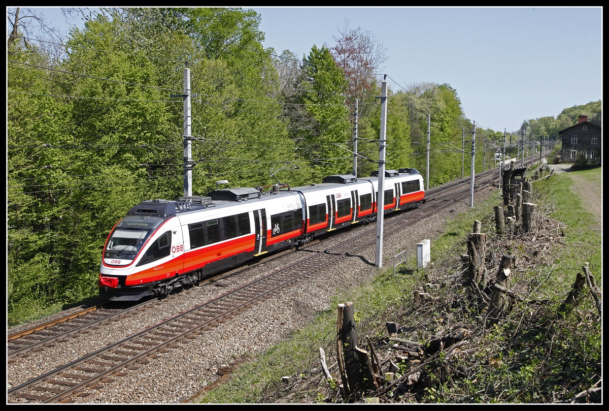 4023 011 bei Payerbach am 19.04.2018.