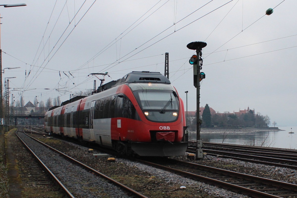 
4024 001 als S1 5607 von Lindau Hauptbahnhof (L) nach Bludenz Hauptbahnhof (B); am 18.01.2014