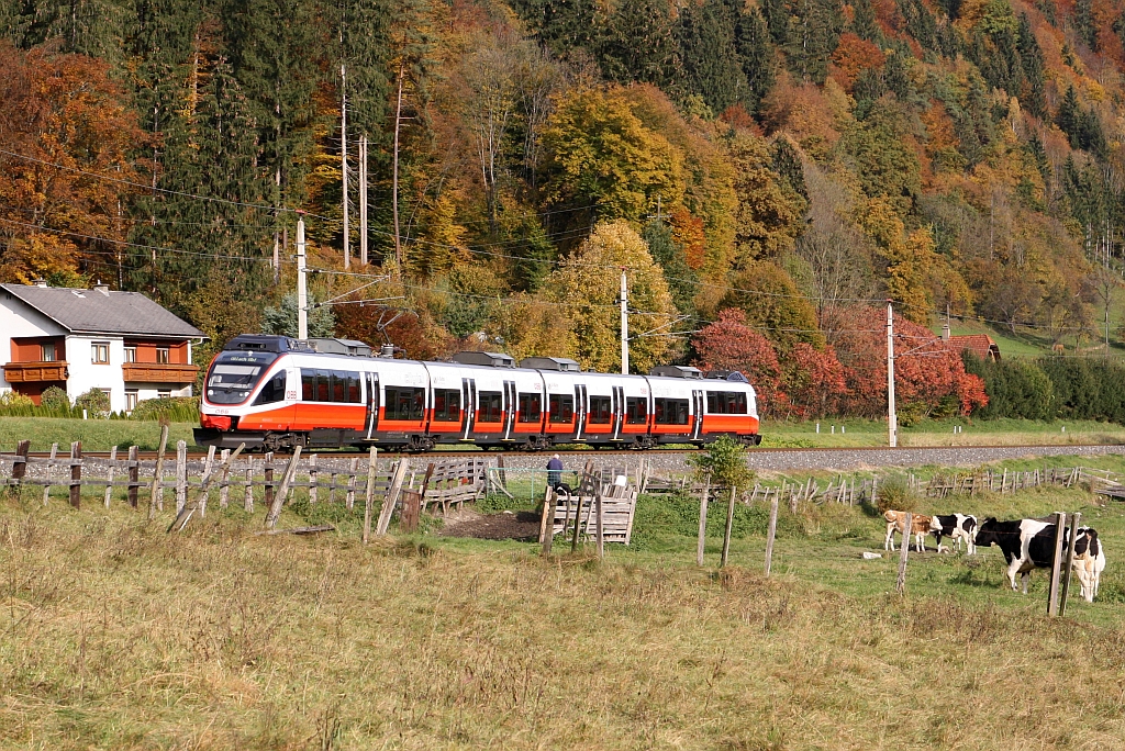 4024 072-2 am 25.Oktober 2020 als S2-Zug 4317 (St. Veit an der Glan - Villach Hbf.) auf der Rudolfsbahn beim Strecken-Km 359,0.