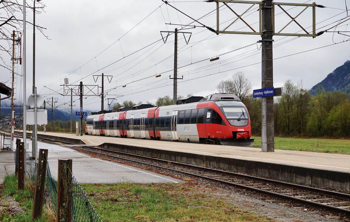4024 113-5 als S1 4228 (Greifenburg-Weißensee - Friesach), am 9.4.2016 in Greifenburg-Weißensee.
Aufgrund von Gleisbauarbeiten verkehrte von Lienz bis Greifenburg statt des Zuges ein SEV-Bus.