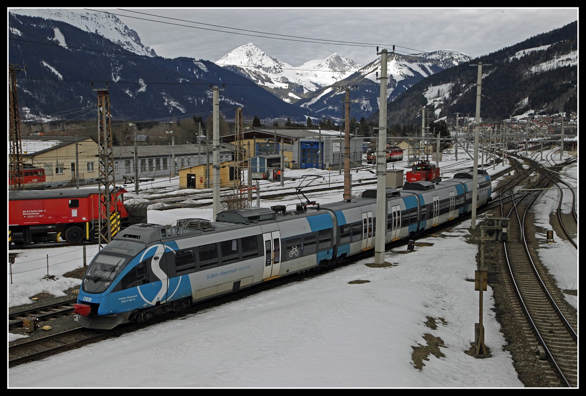4024 120 fährt am 26.02.2019 aus Selzthal Richtung Schladming aus.