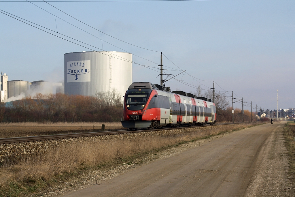 4024 135-8 am 13.Februar 2016 als S40-Zug 21014 bei der Zuckerfabrik Tulln.