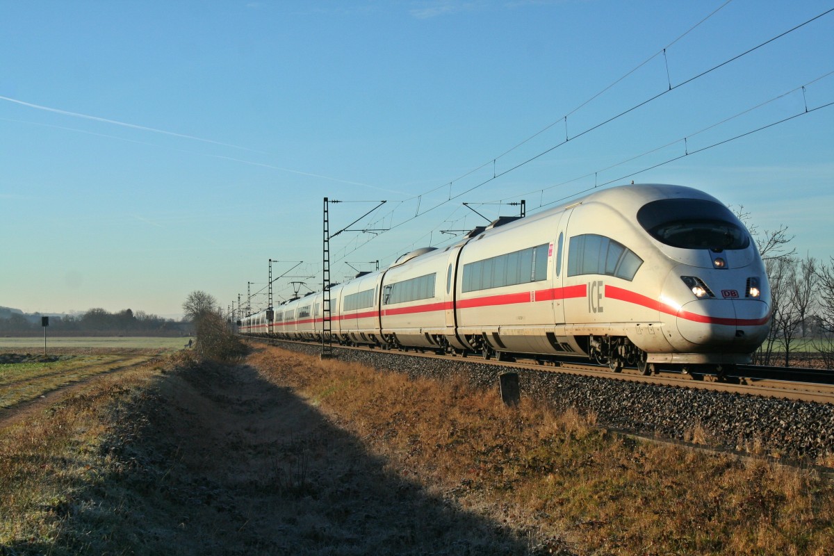 403 006-7 und 403 008-6 waren am Morgen des 31.12.13 als ICE 1200 von Basel SBB nach Dortmund Hbf unterwegs, hier bei Hgelheim.