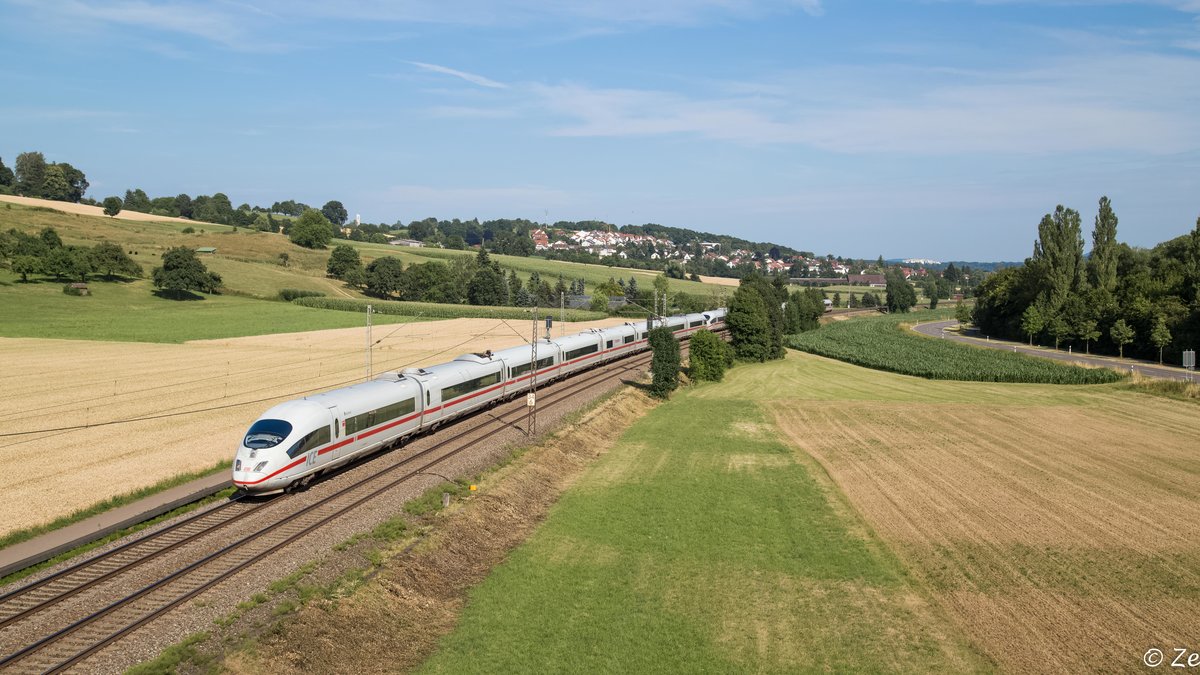 403 036 mit einem weiten 403 als ICE 514 auf dem Weg von München in