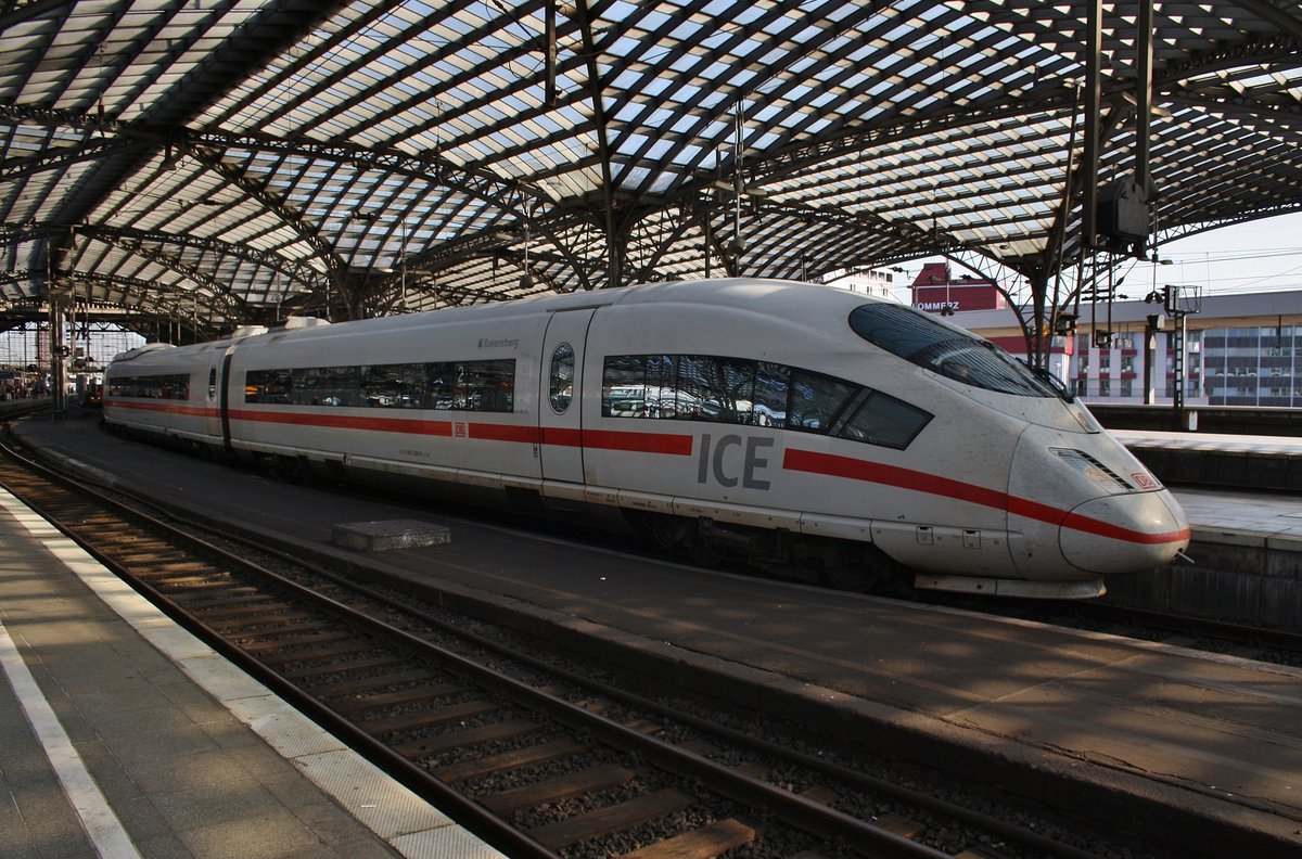 403 525-9  Ravensburg  steht am 5.7.2017 als ICE103 von Hannover Hauptbahnhof nach Basel SBB im Kölner Hauptbahnhof.