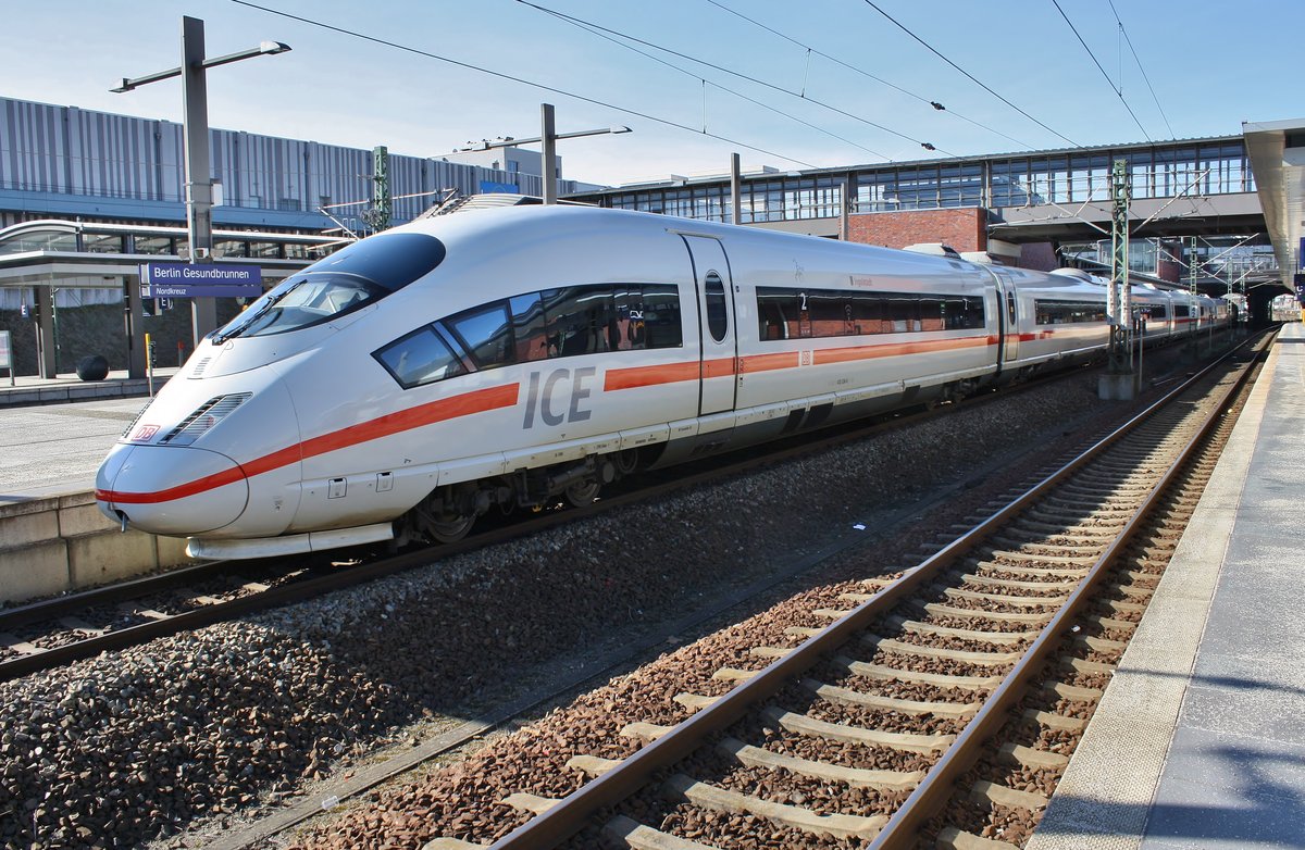 403 536-6  Ingolstadt  steht am 18.3.2018 als ICE1632 nach Frankfurt(Main) Hauptbahnhof in Berlin Gesundbrunnen bereit. 