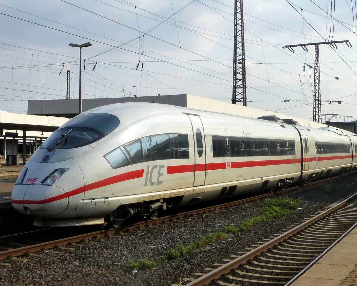 403 536-6 mit Taufnamen  Ingolstadt  bildete am 14.4.19 den Schluss des ICE725 nach München Hbf, hier stand er im Duisburger Hauptbahnhof.