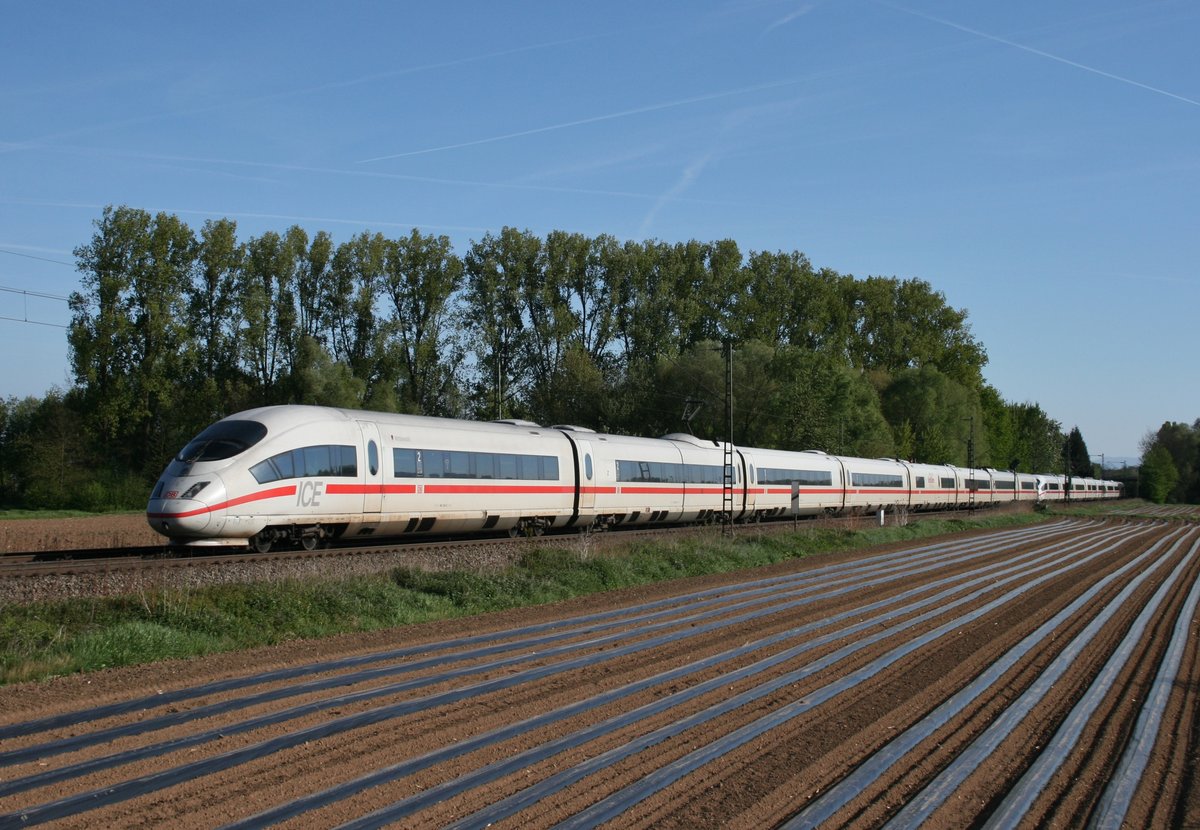 403 554 als ICE 109 (Dortmund Hbf–Basel SBB) am 23.04.2017 zwischen Kenzingen und Riegel-Malterdingen