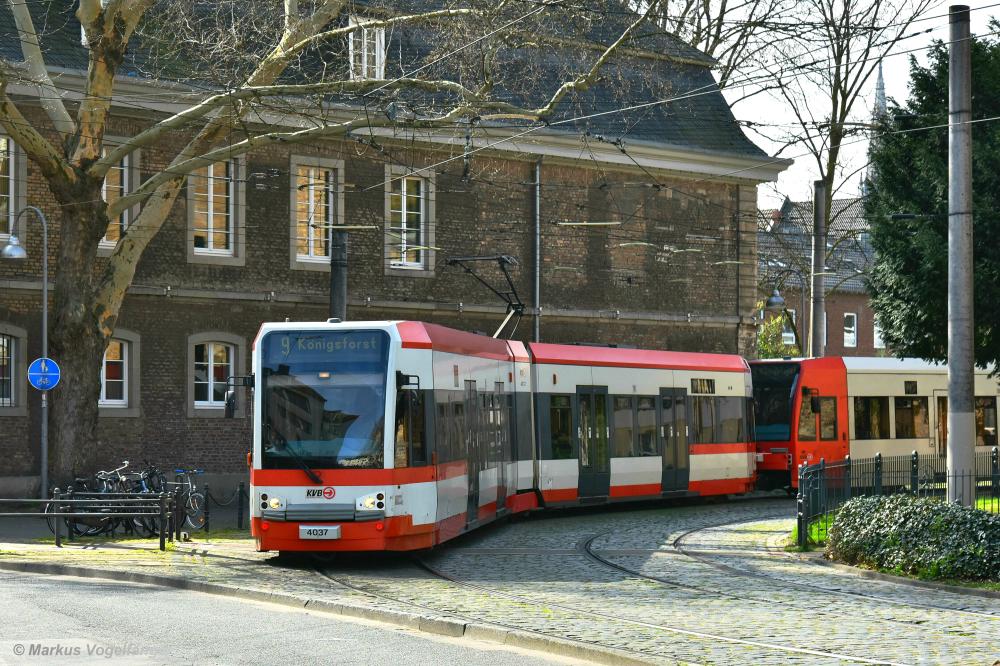 4037 an der Mauritiuskirche am 24.03.2019.