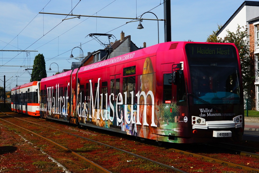 4055 in Weiden auf der Aachener Strae am 03.10.2013.