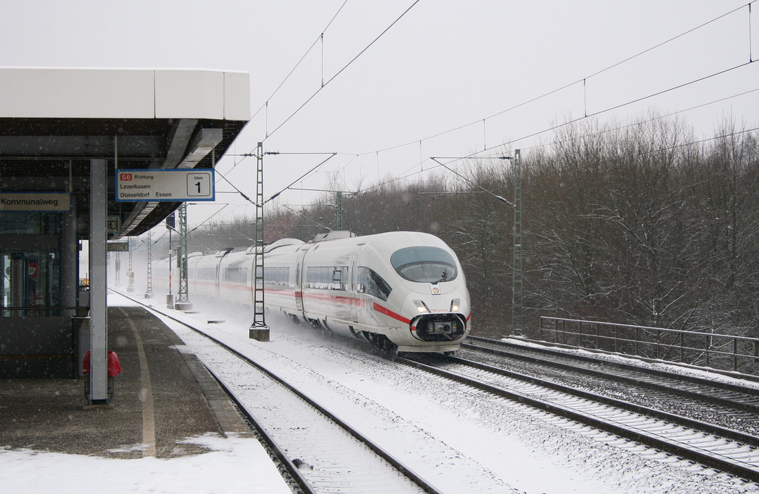 406 052  Arnhem  wurde am 14. Februar 2010 in Köln-Stammheim fotografiert.