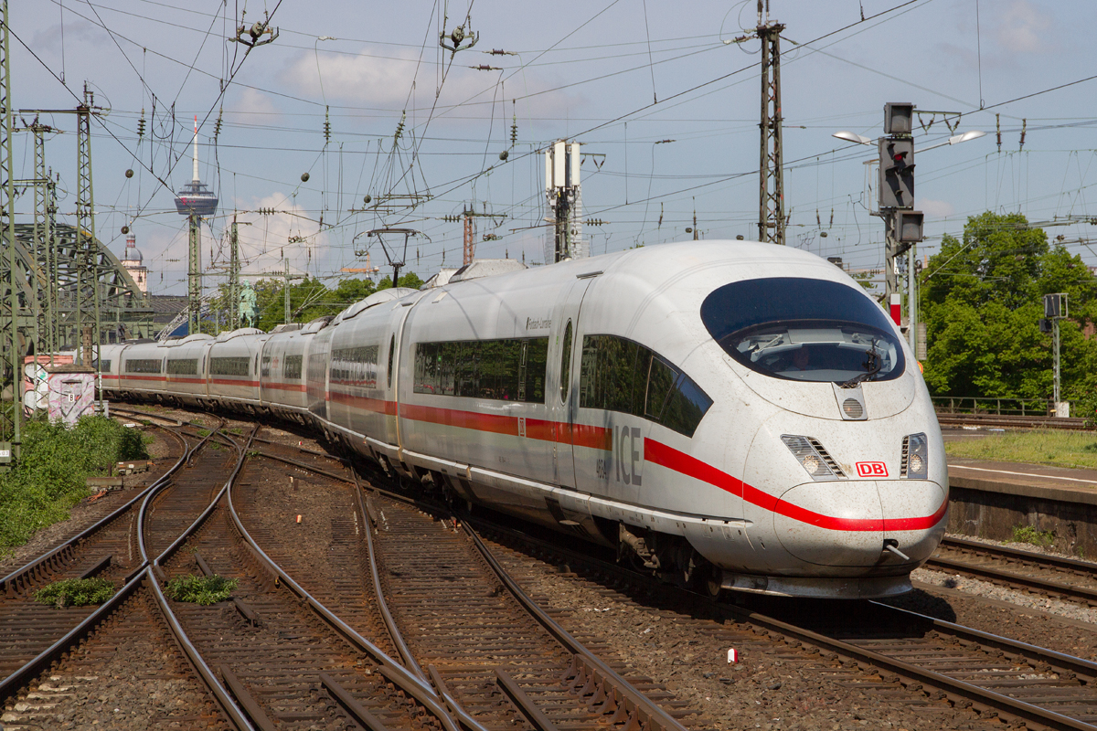 406 184-2 durchfährt Köln Messe/Deutz, am 14.05.2019.