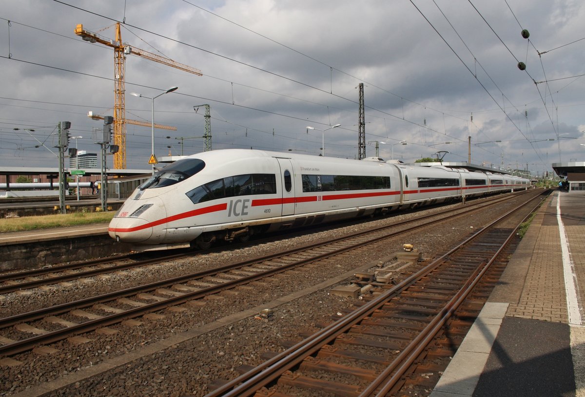 406 510-8  Frankfurt am Main  durchfährt am 2.7.2017 als ICE127 von Amsterdam Centraal nach Frankfurt(Main) Hauptbahnhof den Bahnhof Köln Messe/Deutz in Richtung Osten.