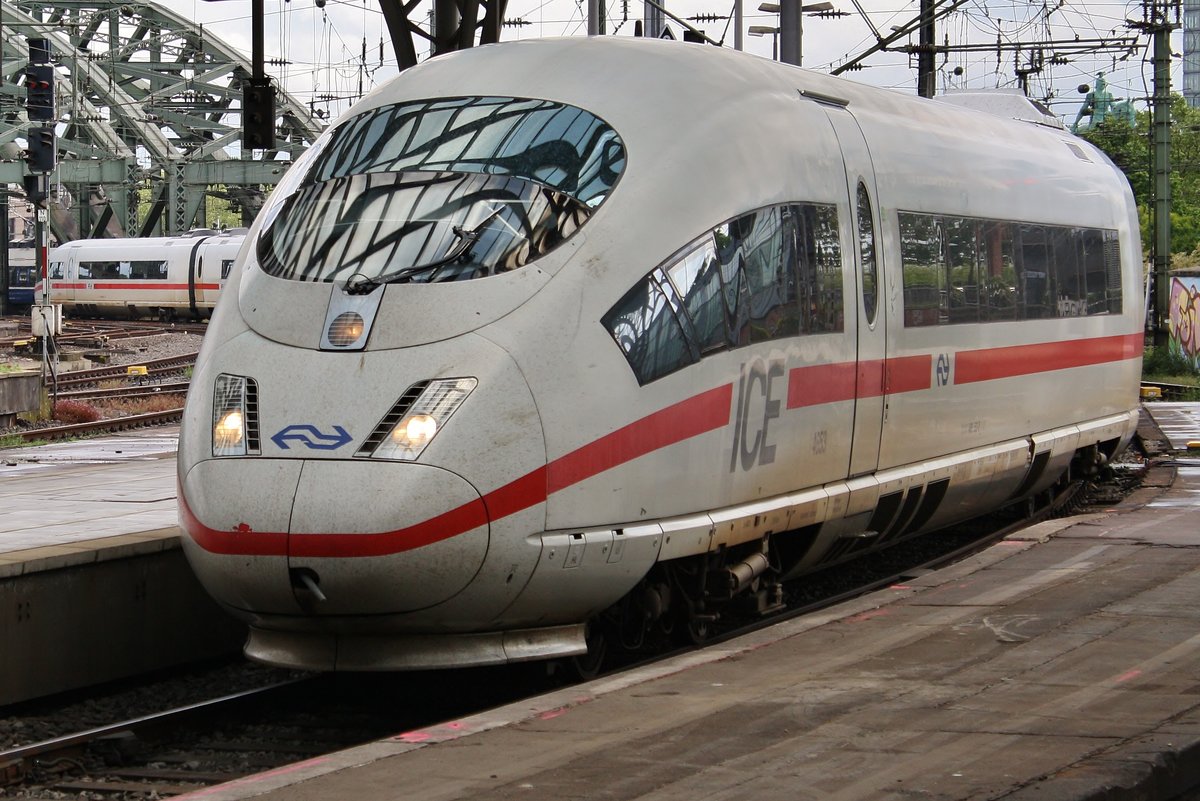 406 553-8 erreicht am 28.05.2019 als ICE210 von Frankfurt(Main) Hauptbahnhof nach Bruxelles Midi den Kölner Hauptbahnhof.