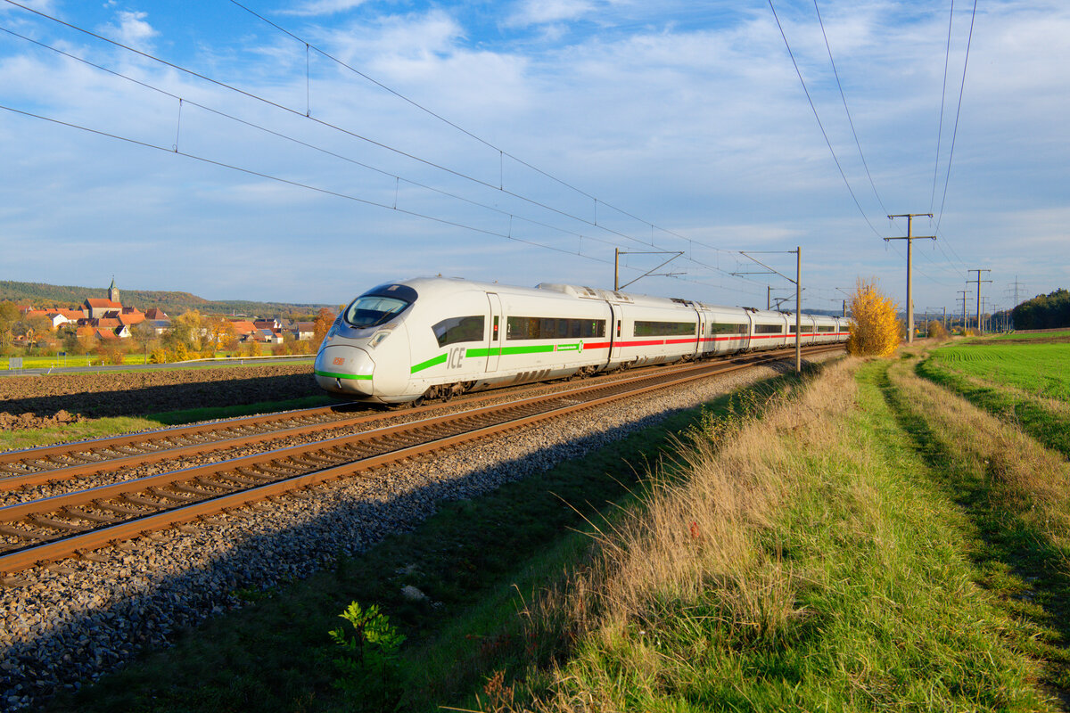 407 001 als ICE 624 (München Hbf - Dortmund Hbf) bei Markt Bibart, 31.10.2020